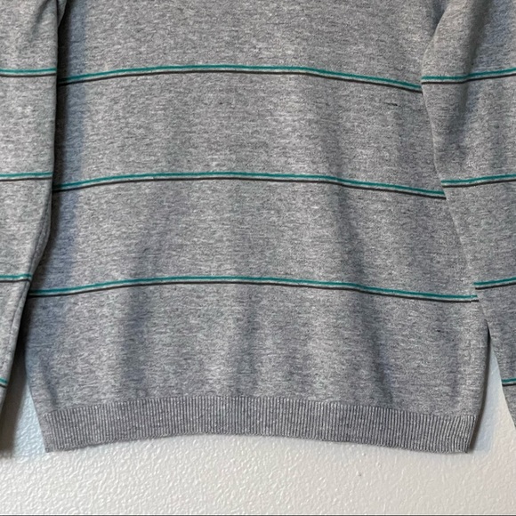DC Gray with Green/Black Stripes Crew Neck Sweater Size Small - Picture 4 of 12